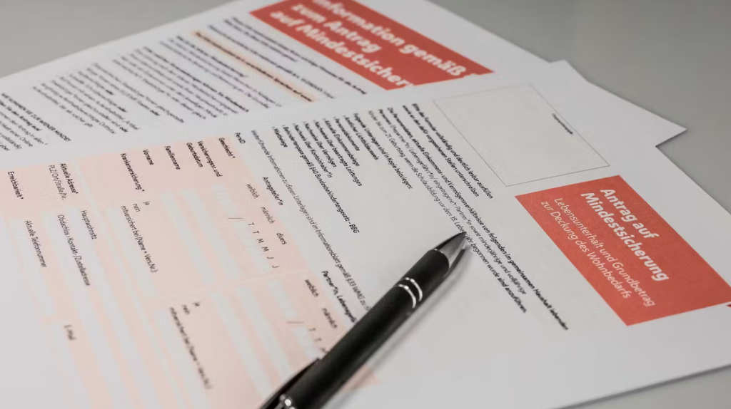 Jahrelanger Sozialbetrug im Bezirk Leoben – Pärchen kassiert zehntausende Euro mit falscher Adresse